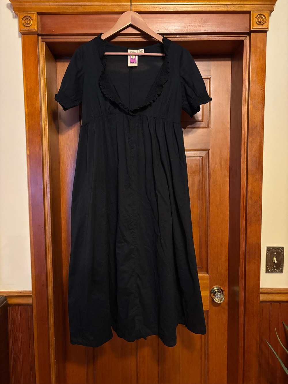 Black Short-Sleeve Midi Dress with Ruffle V-Neck